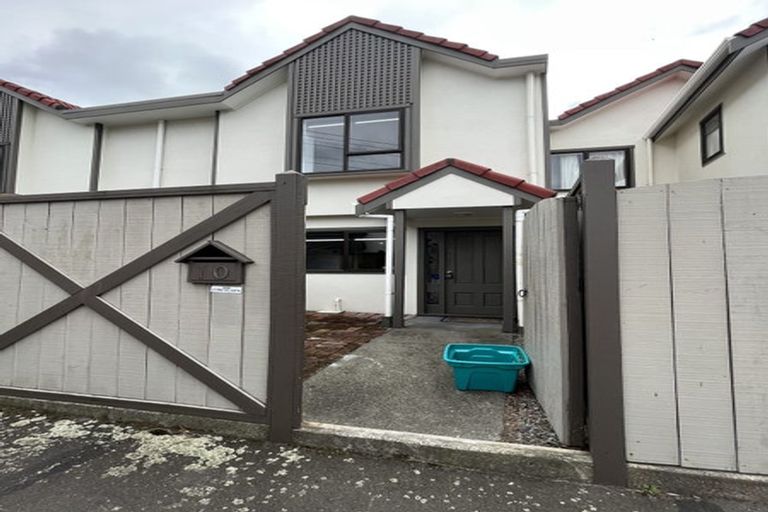 Photo of property in 10 George Street, Thorndon, Wellington, 6011
