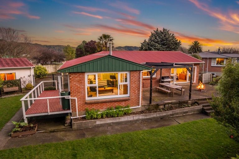 Photo of property in 17b Clouston Park Road, Clouston Park, Upper Hutt, 5018