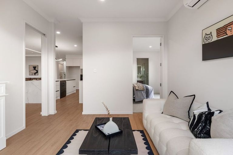 Photo of property in 29 Catalina Avenue, Rosehill, Papakura, 2113