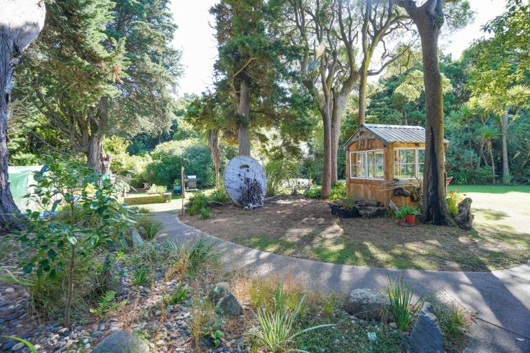 Photo of property in 30 Rakiura Parade, Otatara, Invercargill, 9879