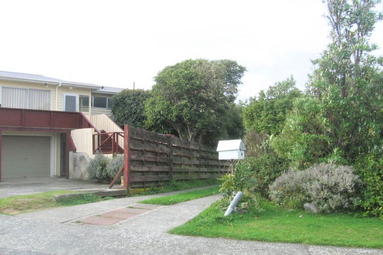 Photo of property in 7 Toporoa View, Ascot Park, Porirua, 5024