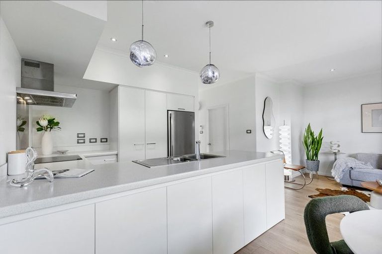 Photo of property in 33 Wallace Road, Hobsonville, Auckland, 0616