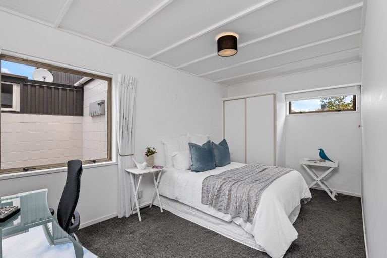 Photo of property in 2/7 Highgate Avenue, Merivale, Christchurch, 8014