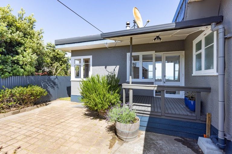 Photo of property in 133 Karaka Street, Castlecliff, Whanganui, 4501