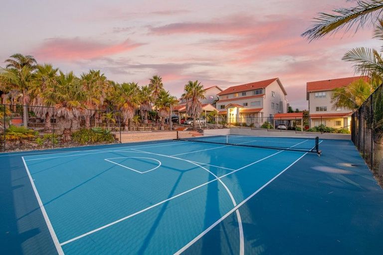 Photo of property in Santa Rosa, 56/340 Gulf Harbour Drive, Gulf Harbour, Whangaparaoa, 0930