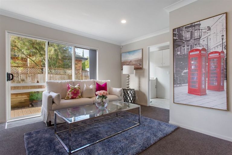 Photo of property in 2 San Marino Drive, Henderson, Auckland, 0612