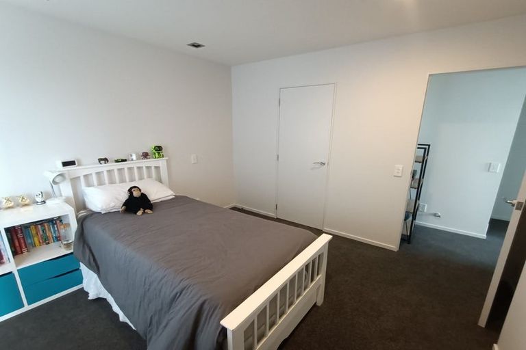 Photo of property in 37c Gurkha Crescent, Khandallah, Wellington, 6035