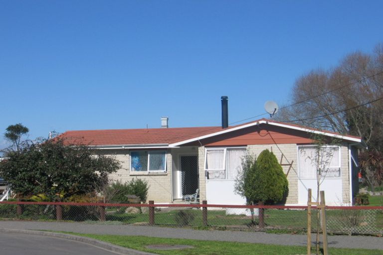 Photo of property in 42 Railway Crescent, Masterton, 5810