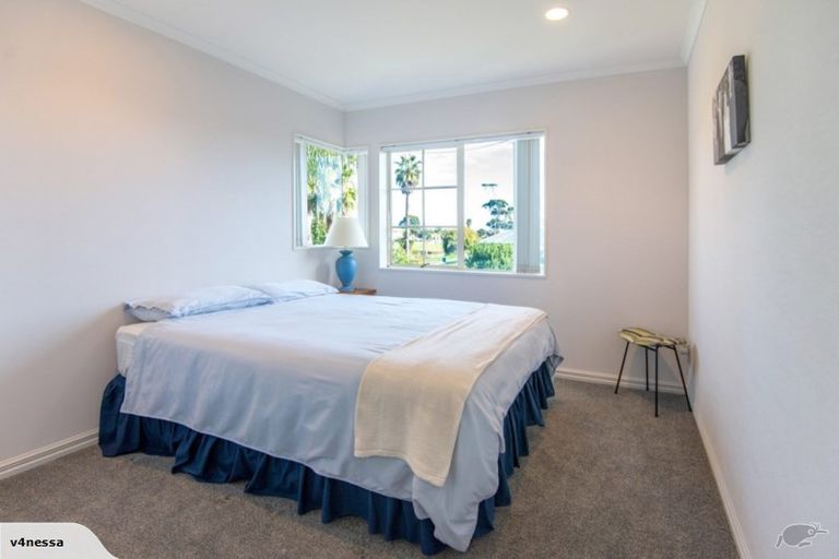 Photo of property in 35 Palm Beach Boulevard, Papamoa Beach, Papamoa, 3118