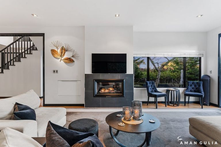 Photo of property in 11b Greenhithe Road, Greenhithe, Auckland, 0632