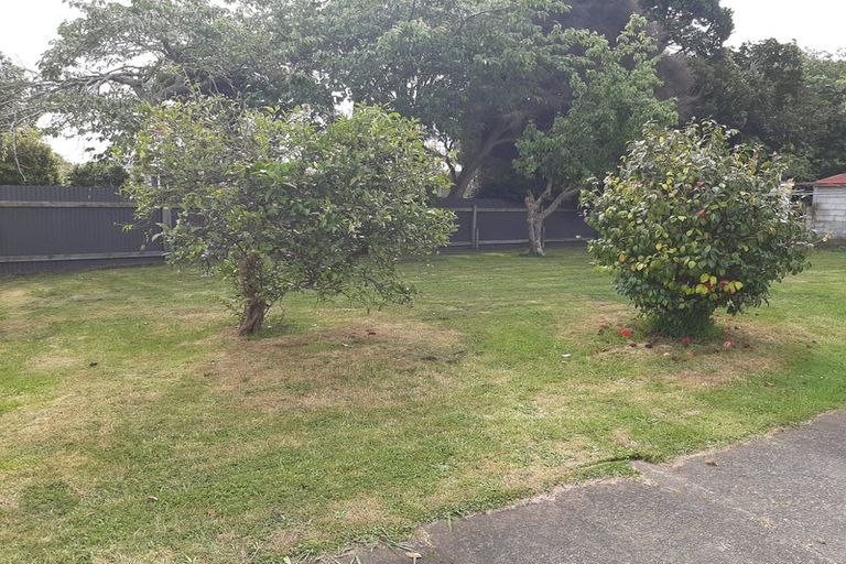 Photo of property in 14 Waterloo Crescent, Hokowhitu, Palmerston North, 4410