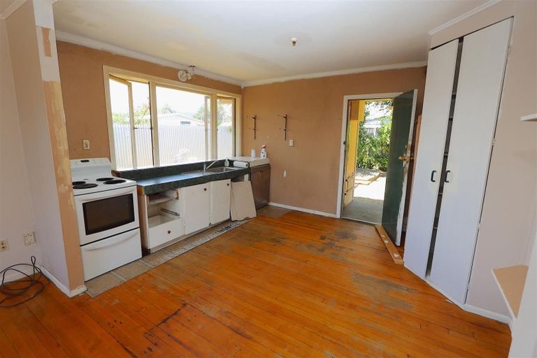 Photo of property in 22 Sunrise Avenue, Owhata, Rotorua, 3010