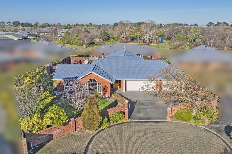 Photo of property in 2 Auden Common, Rolleston, 7614