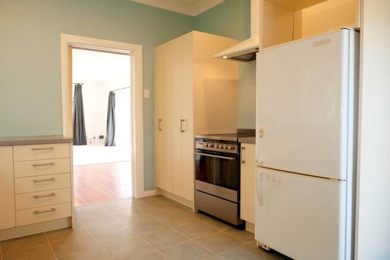 Photo of property in 132 Wellington Road, Paekakariki, 5034
