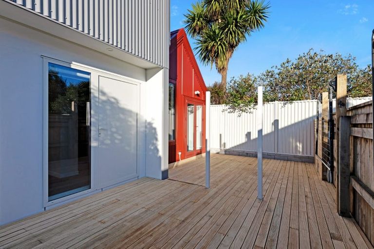 Photo of property in 90 Owen Street, Newtown, Wellington, 6021