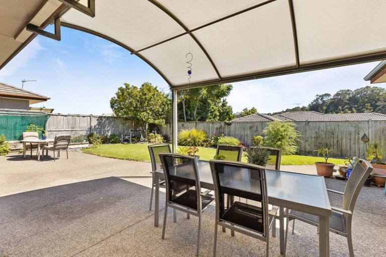 Photo of property in 4 Jade Court, Rosedale, Auckland, 0632