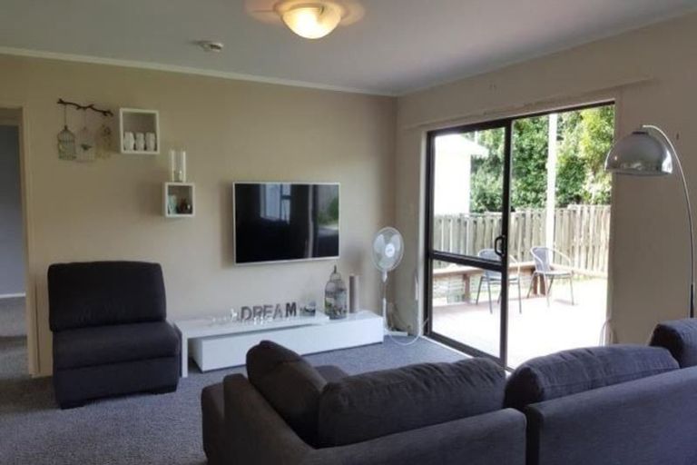 Photo of property in 2/83 Salisbury Road, Birkdale, Auckland, 0626