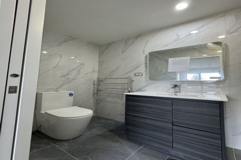 Photo of property in 70c Cargill Street, Papakura, 2110