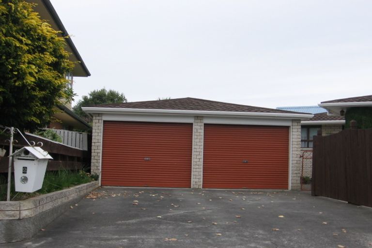 Photo of property in 2 Cecil Place, Cloverlea, Palmerston North, 4412