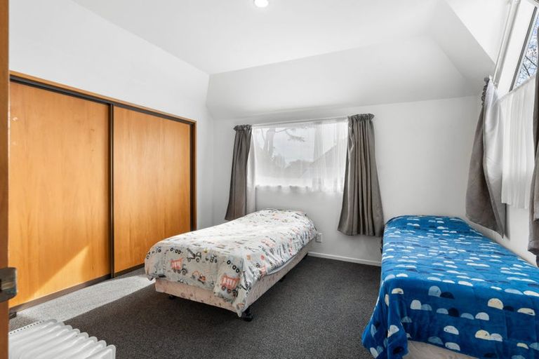 Photo of property in 1 Ryeland Avenue, Ilam, Christchurch, 8041