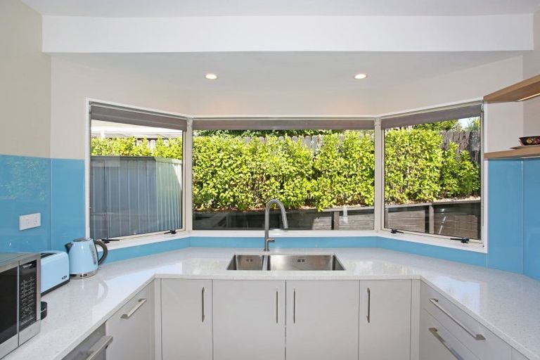 Photo of property in 1/66 Orangewood Drive, Northpark, Auckland, 2013
