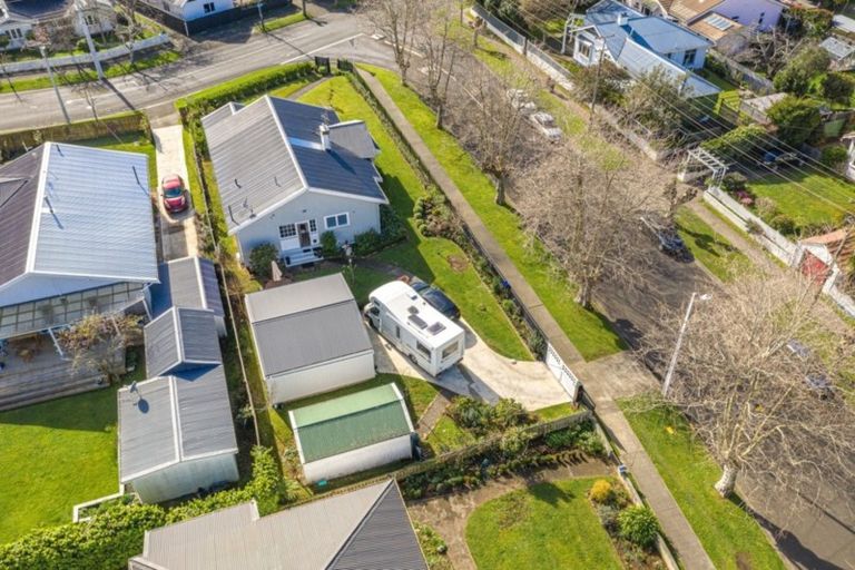 Photo of property in 33 Grey Street, College Estate, Whanganui, 4500