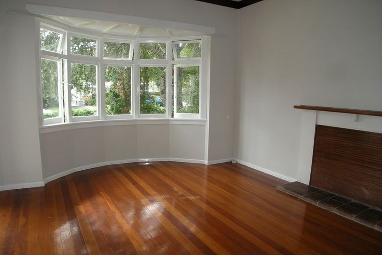 Photo of property in 8 Mark Road, Mount Albert, Auckland, 1025
