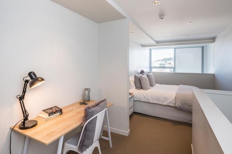 Photo of property in Monument Apartments, 7h/245 Wakefield Street, Te Aro, Wellington, 6011