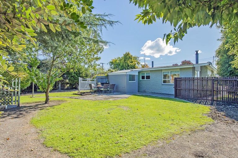 Photo of property in 12 Carston Street, Leeston, 7632