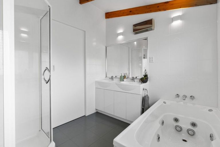 Photo of property in 79 Kinmont Crescent, Kinmont Park, Mosgiel, 9024
