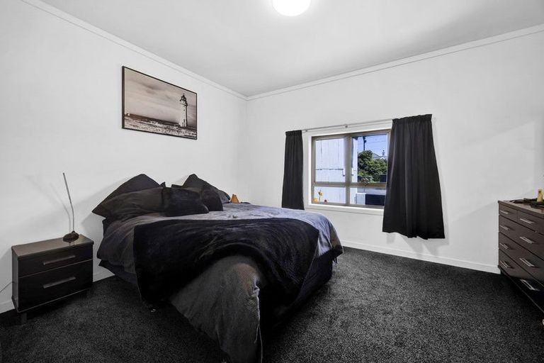 Photo of property in 48 Camberwell Road, Hawera, 4610