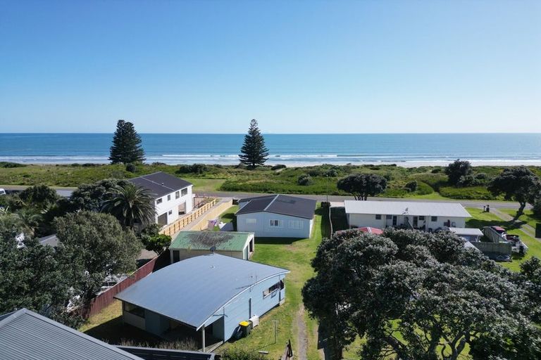 Photo of property in 338 Ocean Road, Ohope, 3121