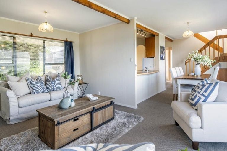 Photo of property in 87 Harbour View Road, Omokoroa, 3114