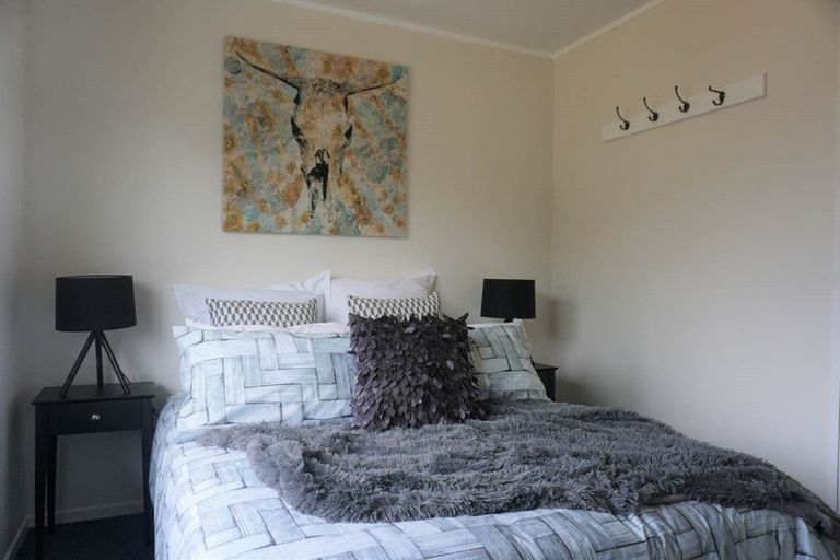 Photo of property in 2/46 Shifnal Drive, Randwick Park, Auckland, 2105