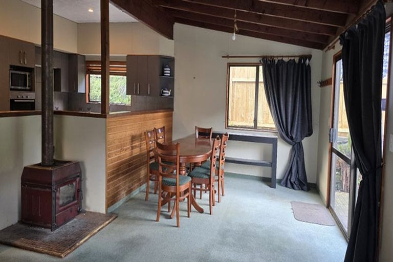 Photo of property in 17 Watts Road, Fernhill, Queenstown, 9300