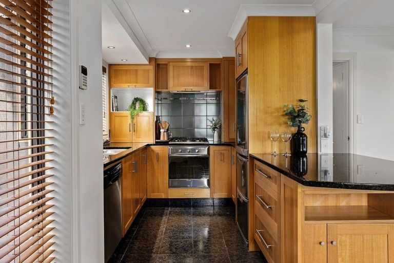 Photo of property in 5a Hinewa Road, Otumoetai, Tauranga, 3110