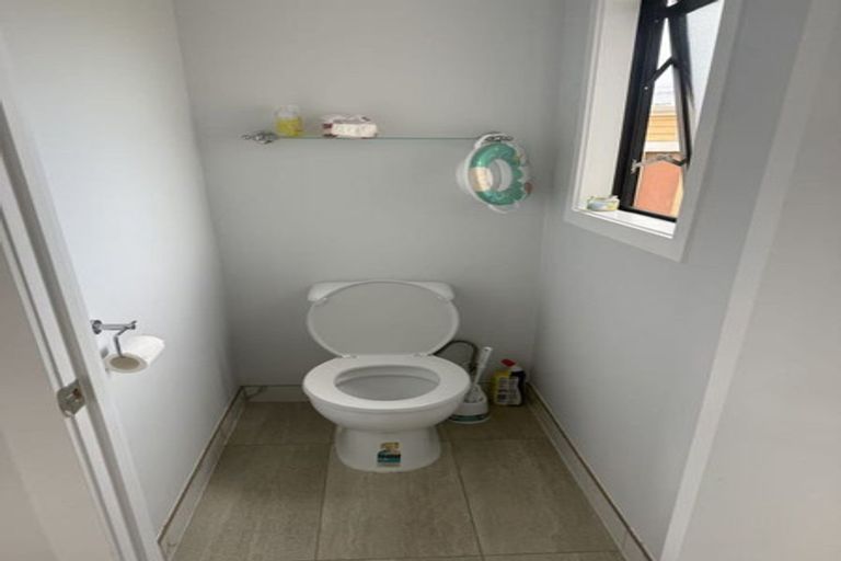 Photo of property in 147 Bruce Mclaren Road, Henderson, Auckland, 0612