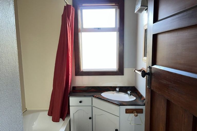 Photo of property in 2 Maltby Avenue, West End, Timaru, 7910