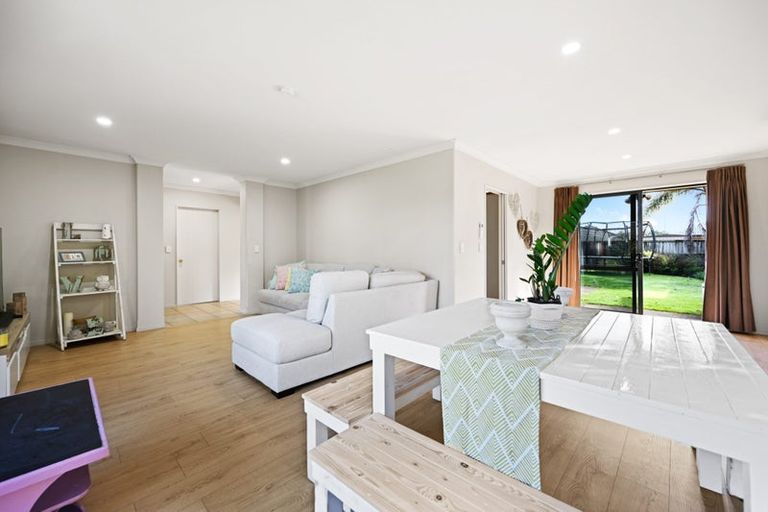 Photo of property in 4 Azure Place, Huntington, Hamilton, 3210