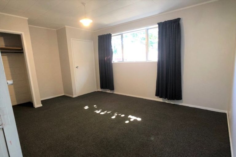 Photo of property in 20a Lidcombe Place, Avondale, Auckland, 1026