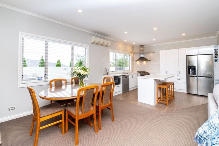 Photo of property in 4 Russell Robertson Drive, Havelock North, 4130