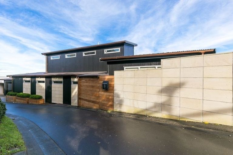Photo of property in 8 Captain Edward Daniell Drive, Ngaio, Wellington, 6035