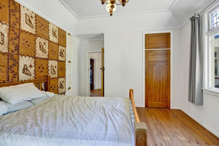 Photo of property in 8 Hadfield Street, Patea, 4520