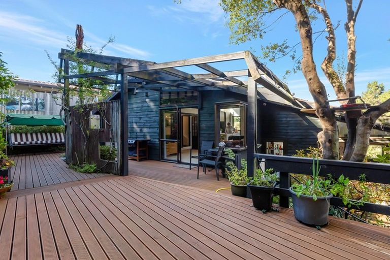 Photo of property in 4 Mizzen Place, Whitby, Porirua, 5024