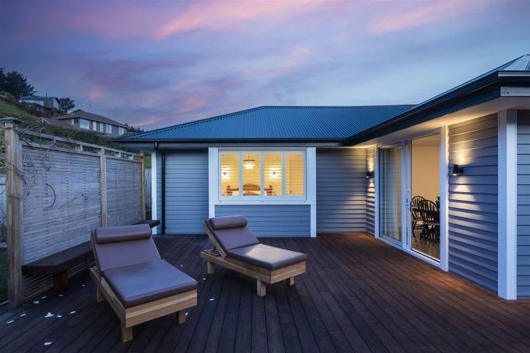 Photo of property in 17 Long Acre Drive, Cracroft, Christchurch, 8022