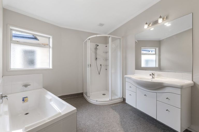 Photo of property in 379 Carrington Street, Upper Vogeltown, New Plymouth, 4310