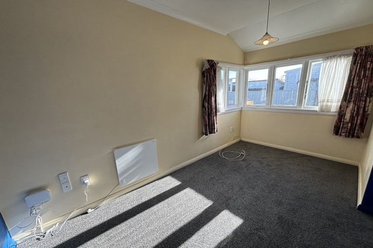 Photo of property in 12 Hereford Street, West End, Palmerston North, 4410
