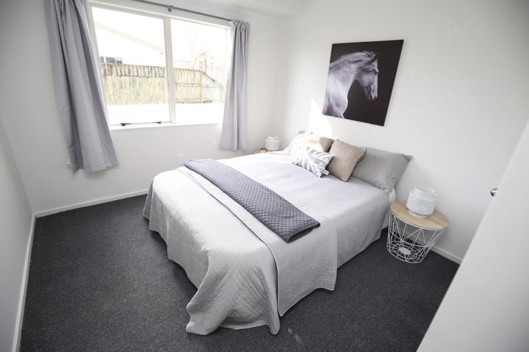 Photo of property in 20 Burrows Place, Frankton, Hamilton, 3204