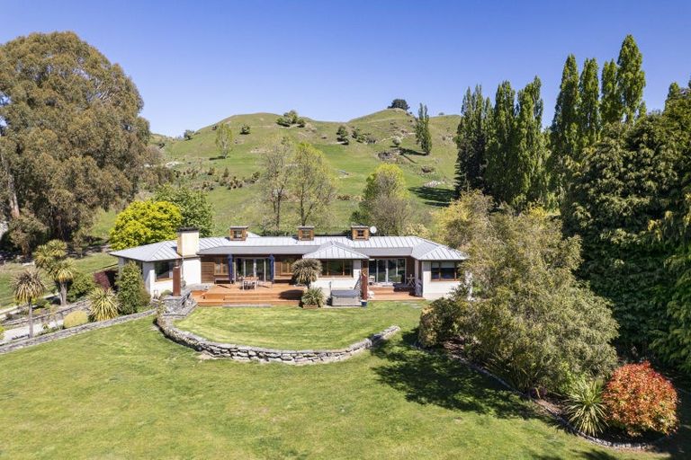 Photo of property in 448 Malaghans Road, Dalefield, Queenstown, 9371