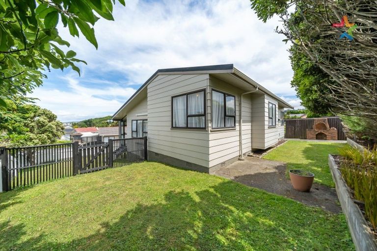 Photo of property in 284 Maungaraki Road, Maungaraki, Lower Hutt, 5010
